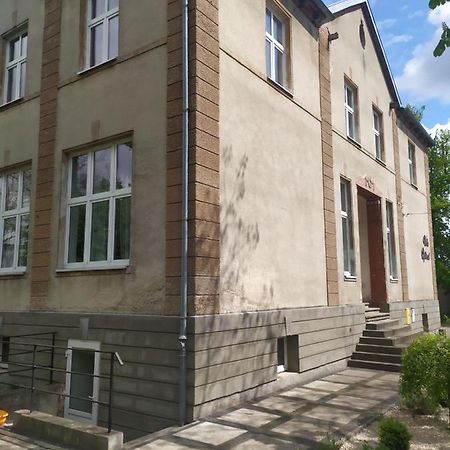 Feniks Pokoje Goscinne Malbork Eksteriør billede